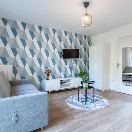 Blue Pearl By Plaza Apartment Монтеврен Екстериор снимка