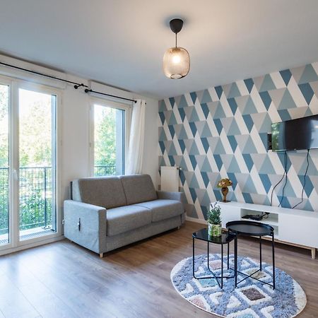 Blue Pearl By Plaza Apartment Монтеврен Екстериор снимка