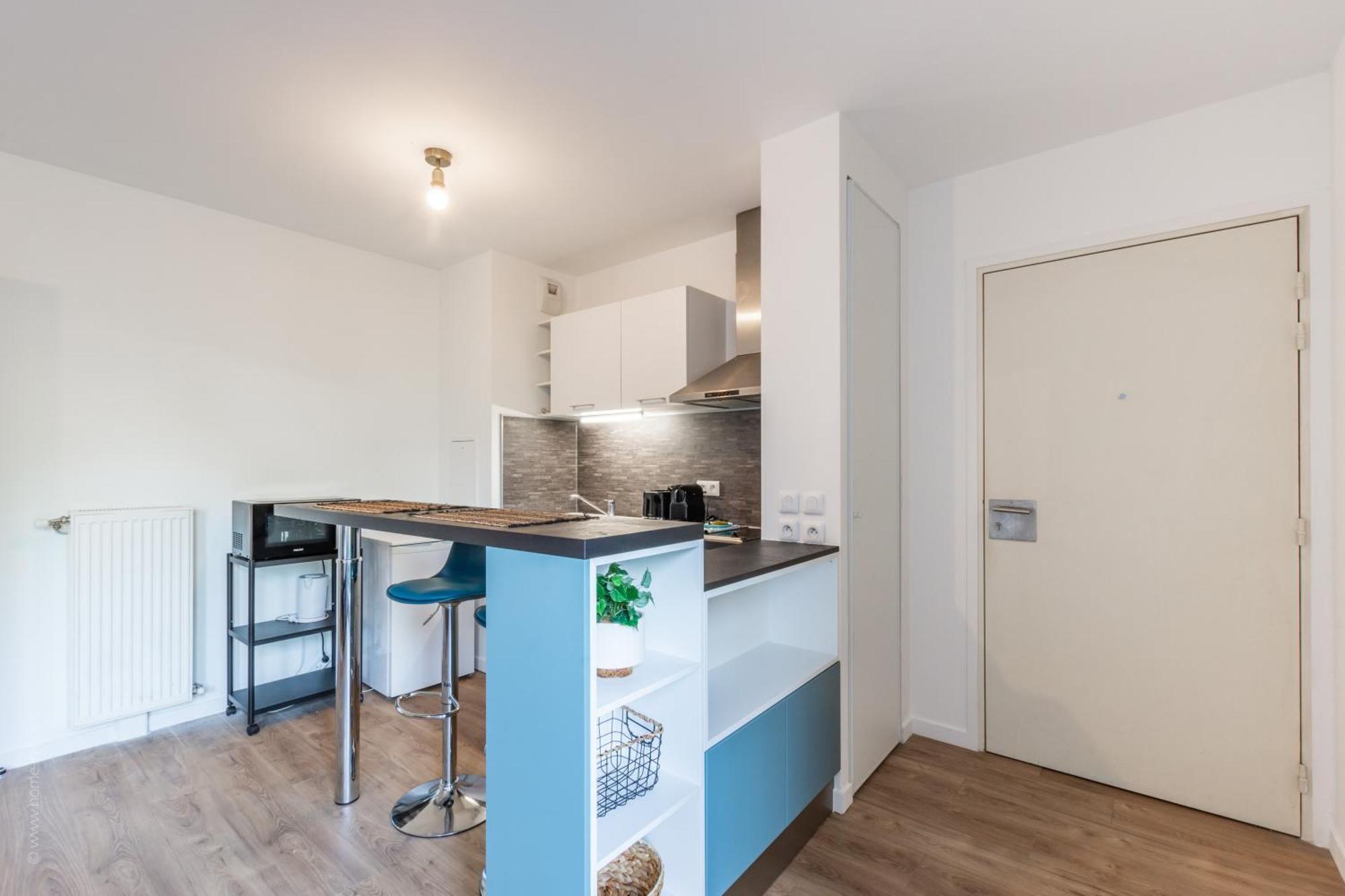 Blue Pearl By Plaza Apartment Монтеврен Екстериор снимка